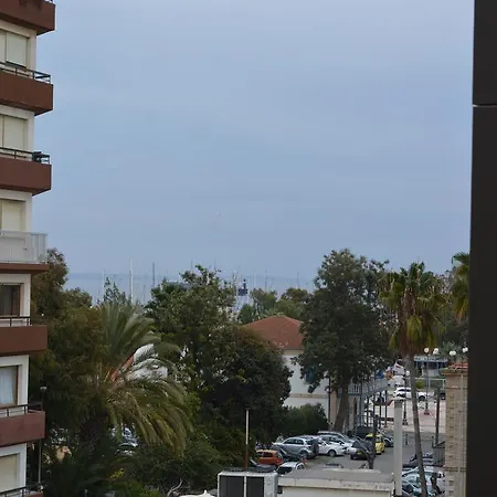 P L Panagiotis Apartment Larnaca