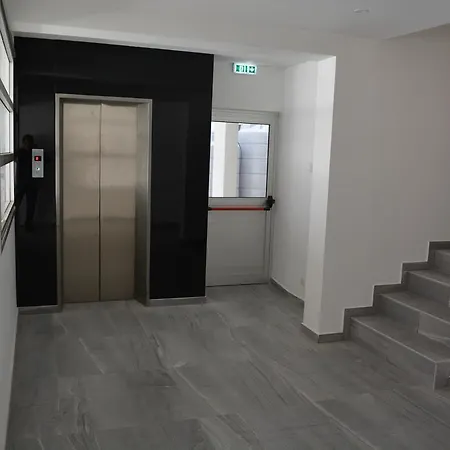 Apartment P L Panagiotis *